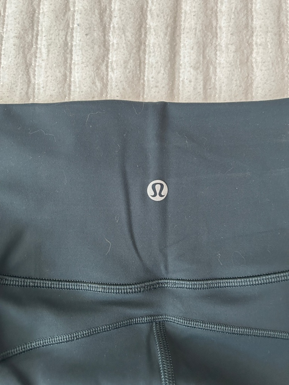 Lululemon Dark Teal Workout Leggings with Hidden Waist Pocket - Picture 3 of 4